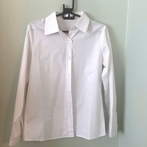 Plan white botton down shirt